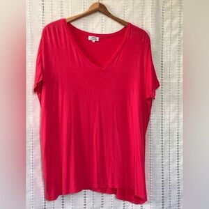 PIKO Fushia Pink V-Neck Women’s Top EUC Size Medium